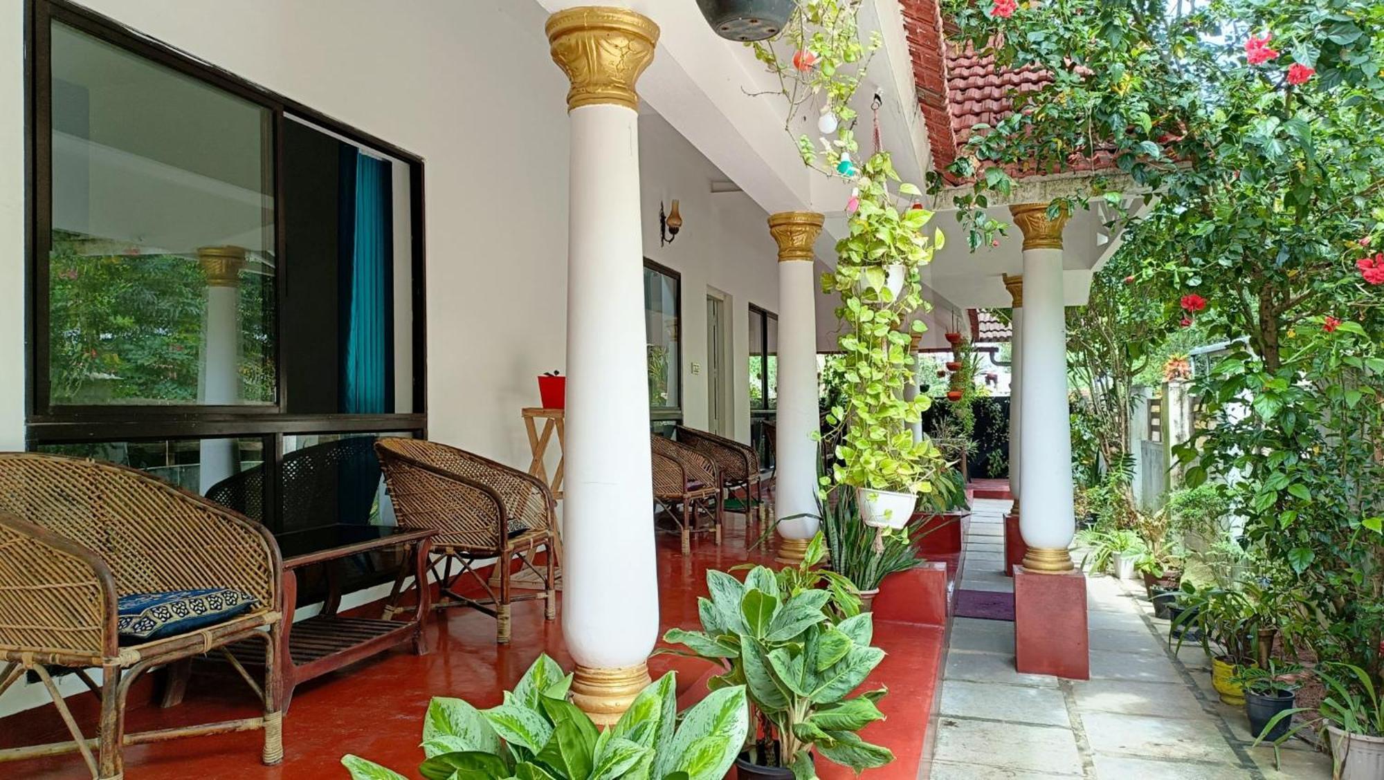 Marari Beach Cleetus Homestay Марарикулам Экстерьер фото