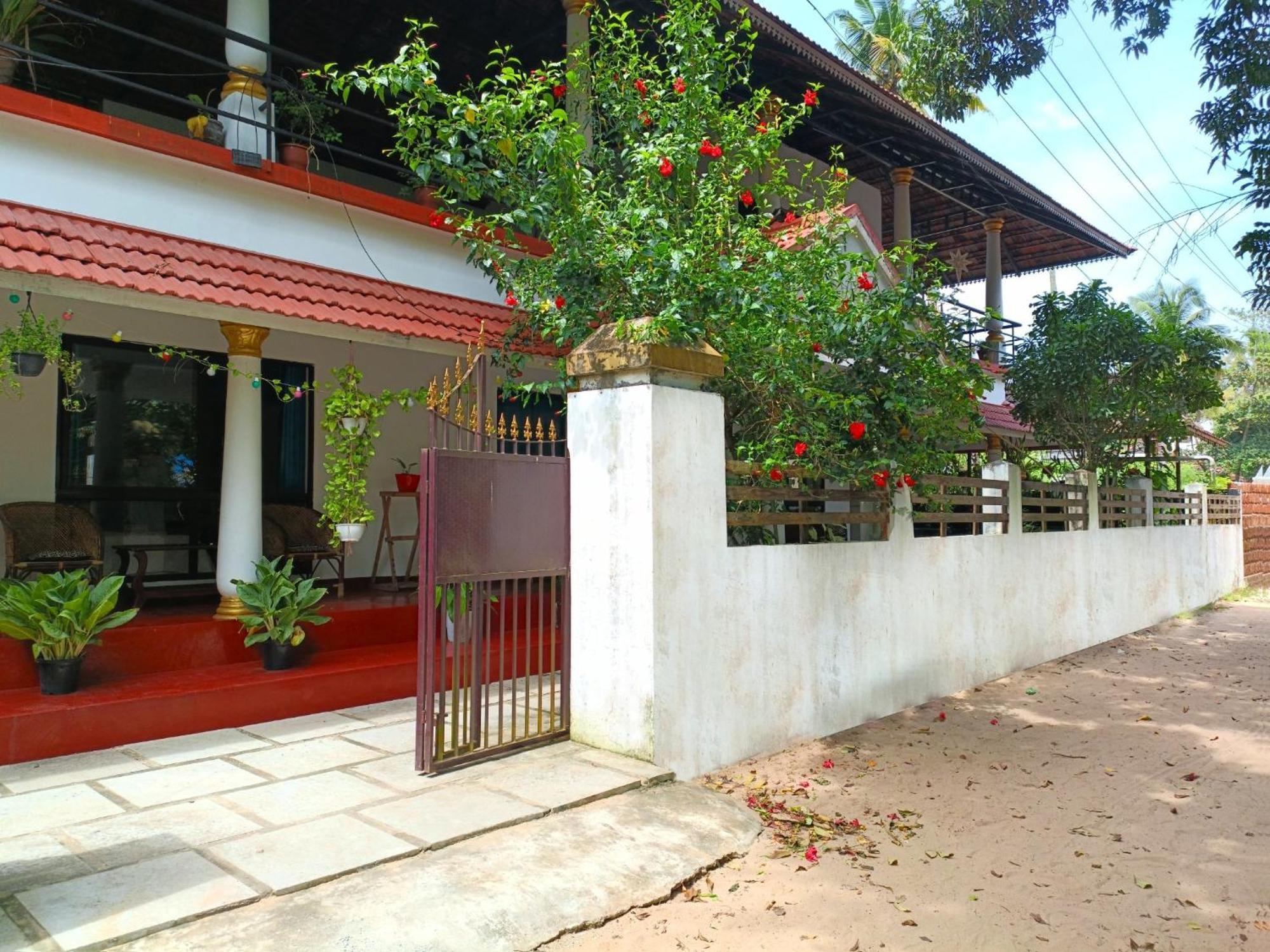 Marari Beach Cleetus Homestay Марарикулам Экстерьер фото