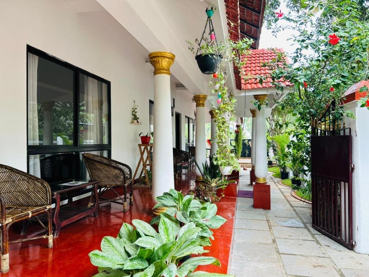 Marari Beach Cleetus Homestay Марарикулам Экстерьер фото